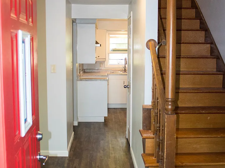 6920 Curwood Dr — Photo 10