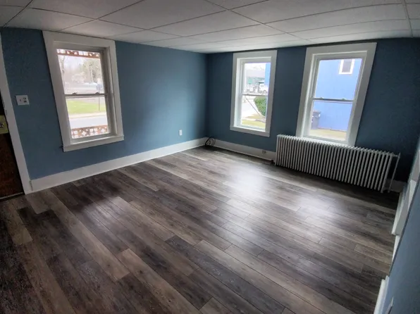 14 Willow St #2, Potsdam, NY 13676