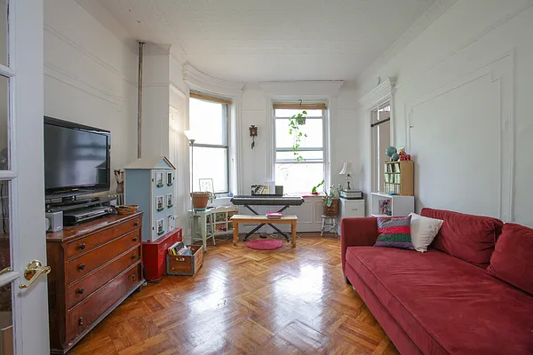 Rented by Corcoran | media 10