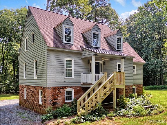 2nd image of 16312 Chiswell Ln