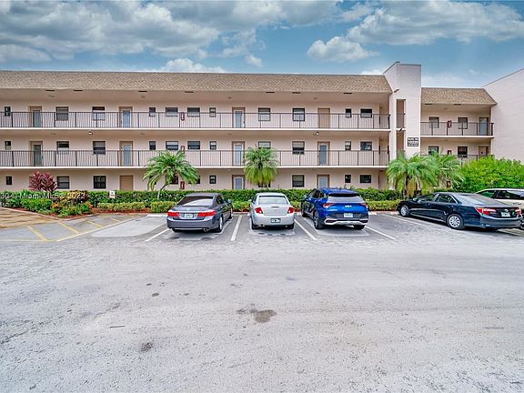 2nd image of 10220 NW 30th Ct APT 311