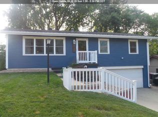 2739 S Cecelia St, Sioux City, IA 51106