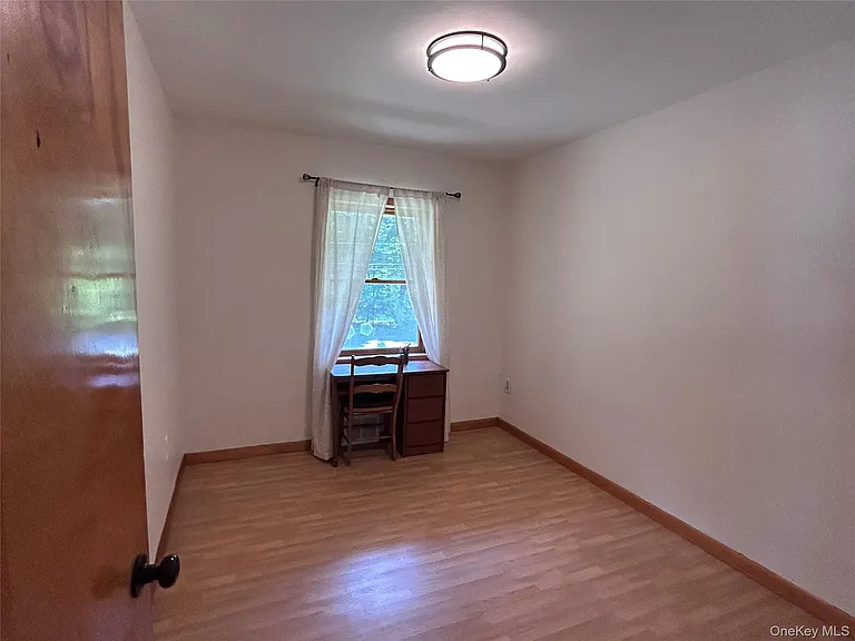 4 Petticoat Ln — Photo 8