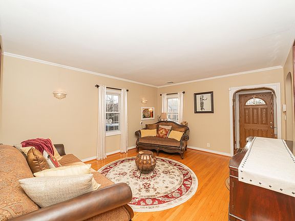 5th image of 5603 202nd St
