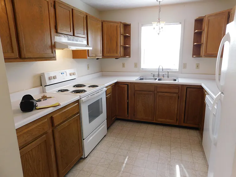 4774 N Briar Gate Dr — Photo 4