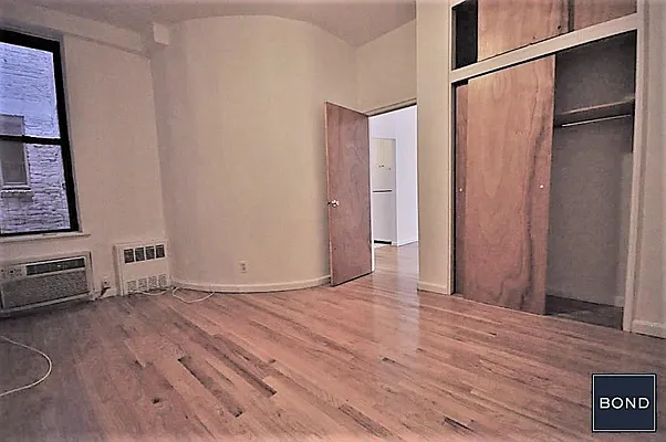 Rented by Bond New York | media 27