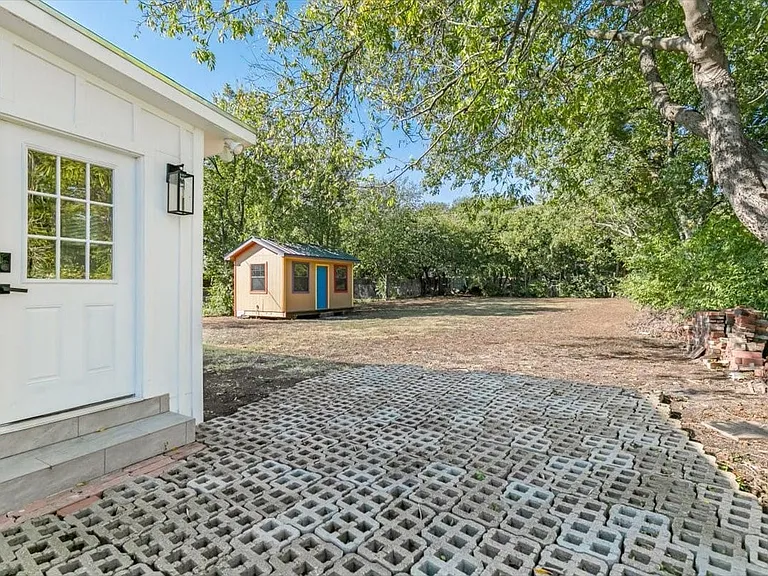 3528 Marquita Dr — Photo 23
