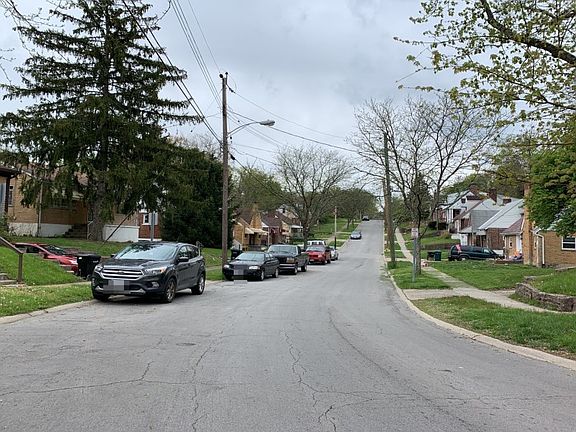 5th image of 2828 Orland Ave