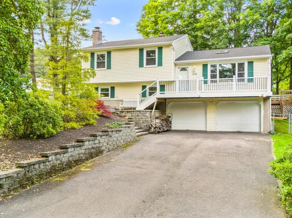 246 Rocky Top Road, Hamden, CT 06514