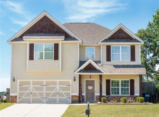 2410 Rocky Point Dr, Opelika, AL 36801