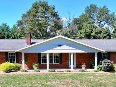 2490 S Timberlin Dr, Jasper, IN, 47546