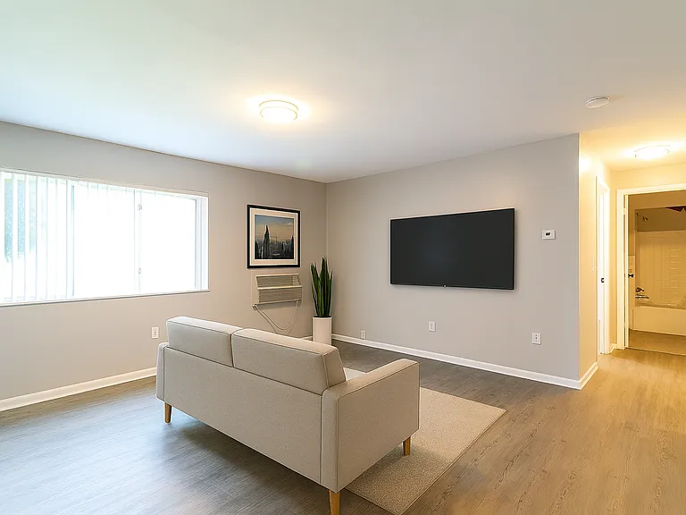 4211 Fulton Pkwy — Photo 5