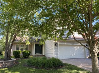 2112 Skylane Dr, Naperville, IL