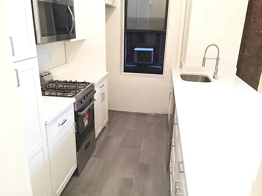 Rented by Sky Management | media 25