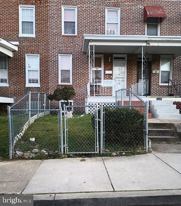 3323 Elmley Ave photo 1