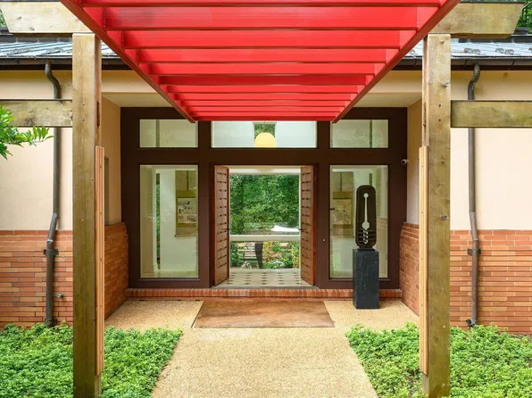 1520 London Rd, Charlottesville, VA 22901
