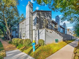 2100 Commonwealth St APT C, Houston, TX 77006