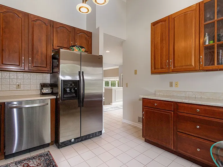4203 Nantucket Dr — Photo 10