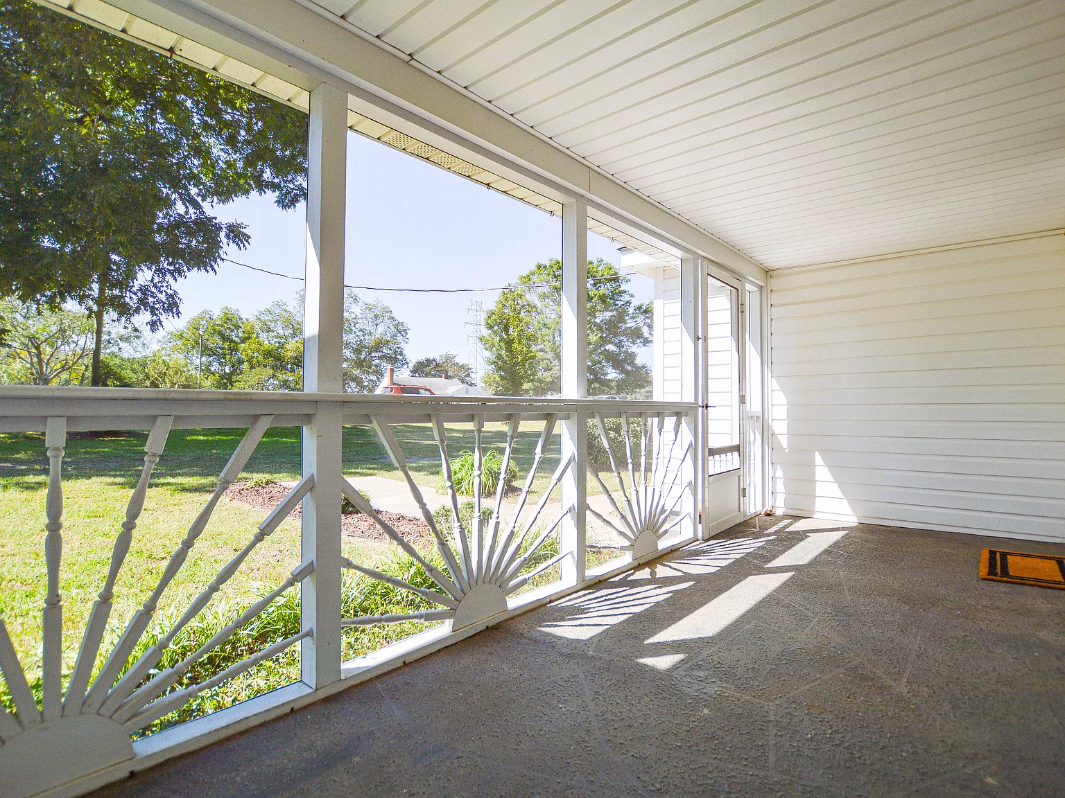 2 bed, 1108 sqft, $2,000 — Photo 4