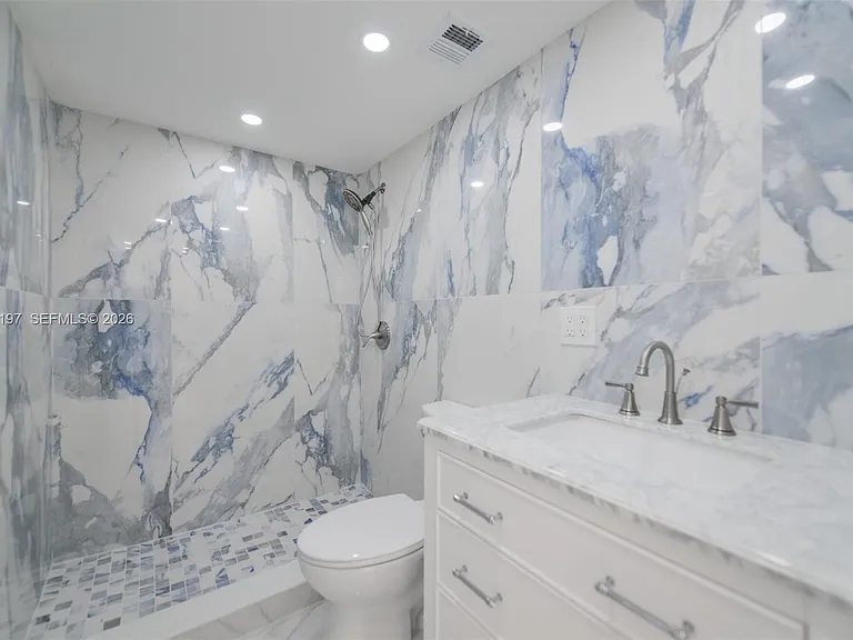 1950 S Ocean Dr #19A — Photo 17