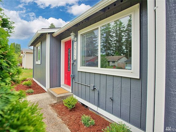 2nd image of 3612 Autumnwood Ct SE