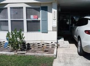 519 Lake Henry Dr, Winter Haven, FL 33881