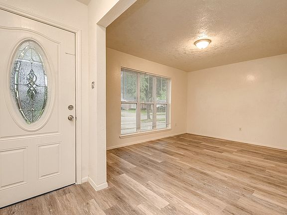 2nd image of 13830 New Village Ln