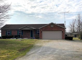 15159 Hoover Rd, Hagerstown, IN 47346