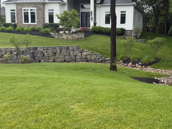 6634 Scioto Bluff Ct, Powell, OH 43065