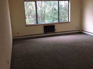 1725 Lilac Dr N APT 102, Minneapolis, MN 55422