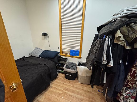 5th image of 2310 S Albany Ave #1