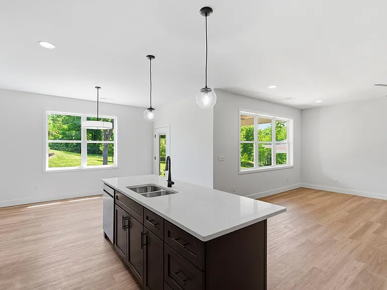 4423 S Reed Ave — Photo 38