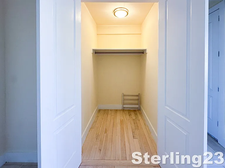 146 E 19th St #5B — Photo 7