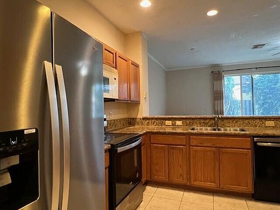 4th image of 7642 Sonesta Shores Drive