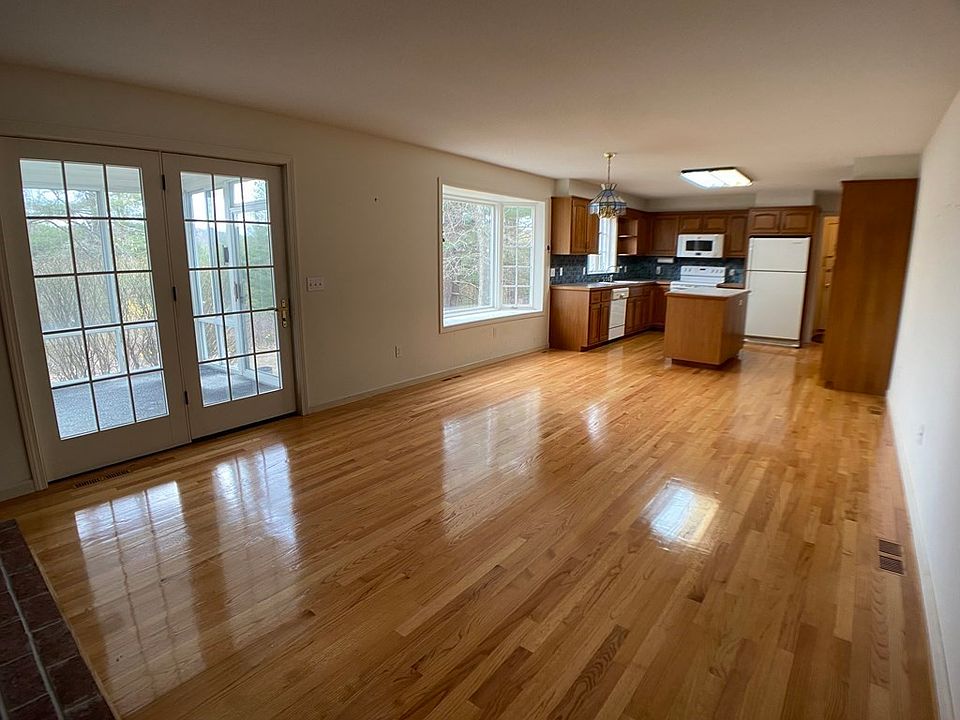 15 Glendale View Dr, Hampden, MA 01036 Zillow