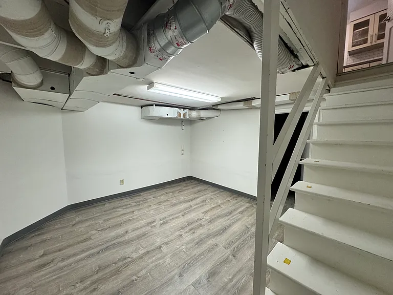 2071 Inchcliff Rd — Photo 18
