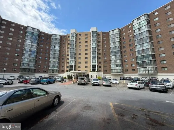 15115 Interlachen Dr #3-902, Silver Spring, MD 20906