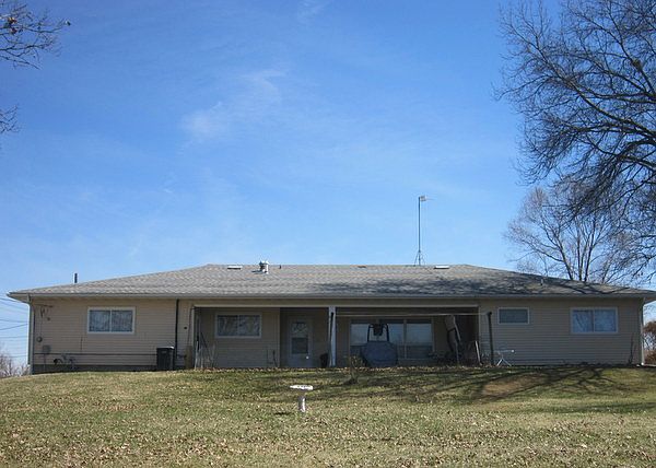 2nd image of 205 Edgewood Ave