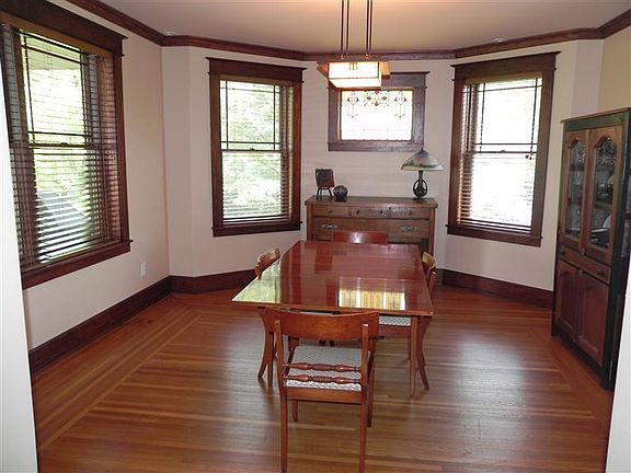 5th image of 3682 Haus Ln