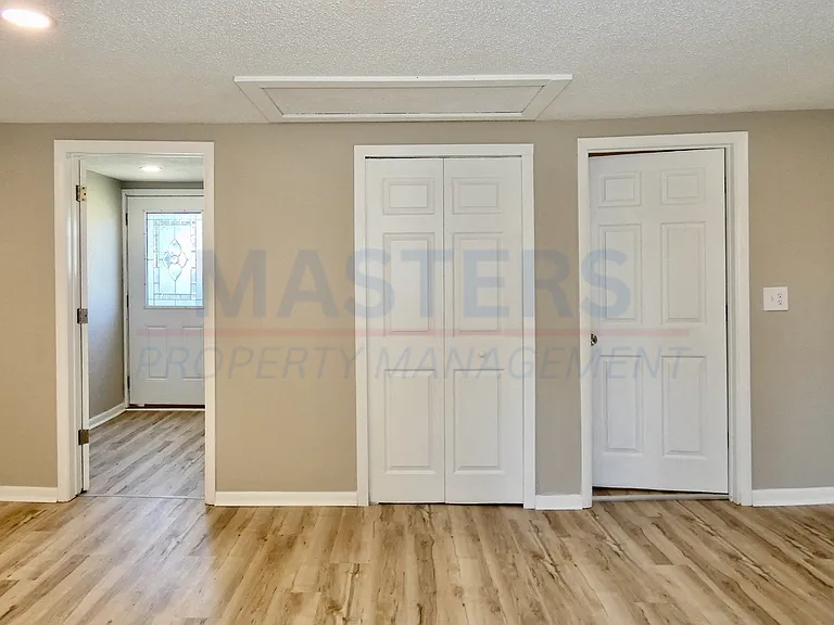 2163 Hoops Dr — Photo 11