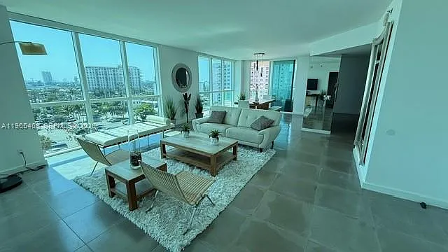101 S Fort Lauderdale Beach Blvd #707 — Photo 6