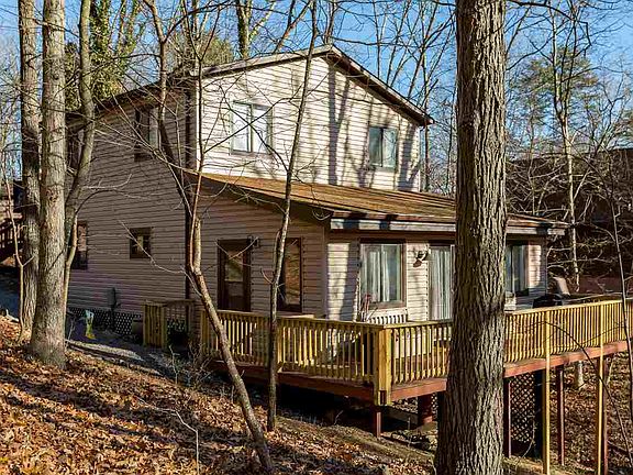 3rd image of 2692 Lanier Ln