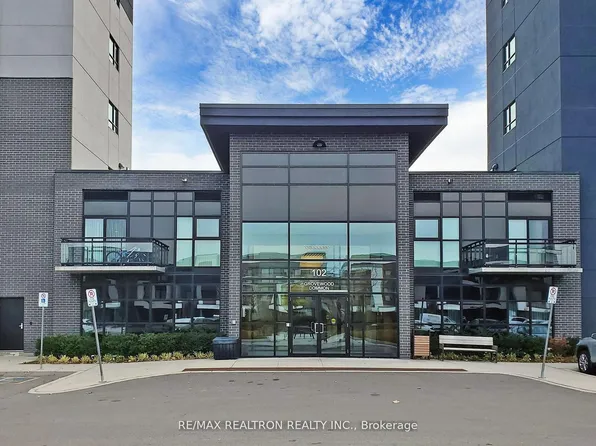 102 Grovewood Cmn #332, Oakville, ON L6H 0X2