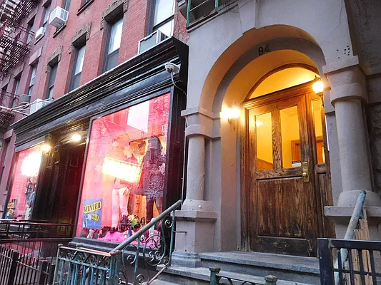 Rented by Renetta Real Estate | media 44