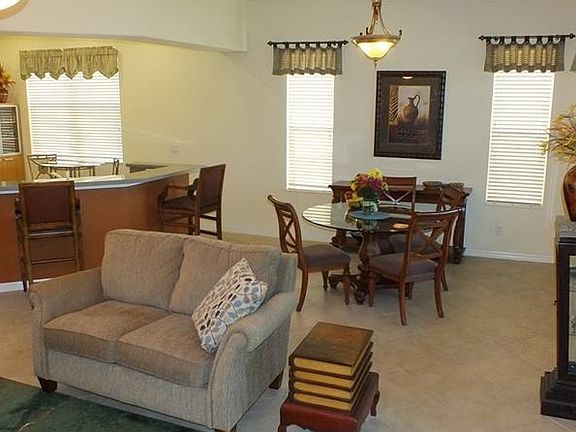 4th image of 830 Regal Manor Way