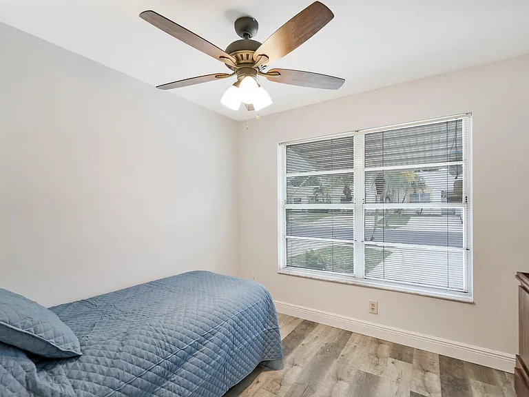 113 Pinewood Ct — Photo 19