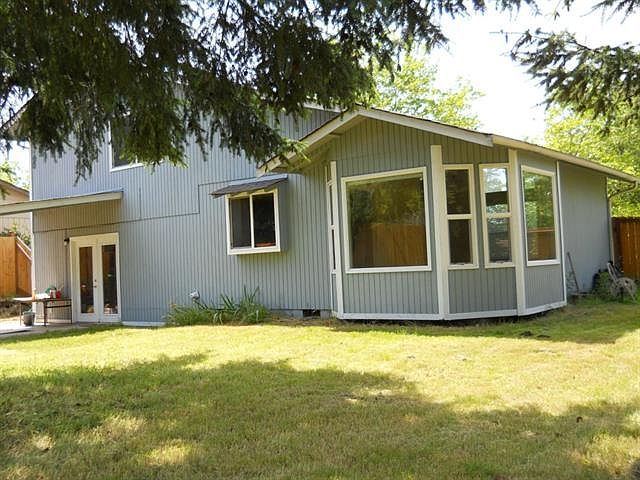 1st image of 842 Deerbrush Dr SE