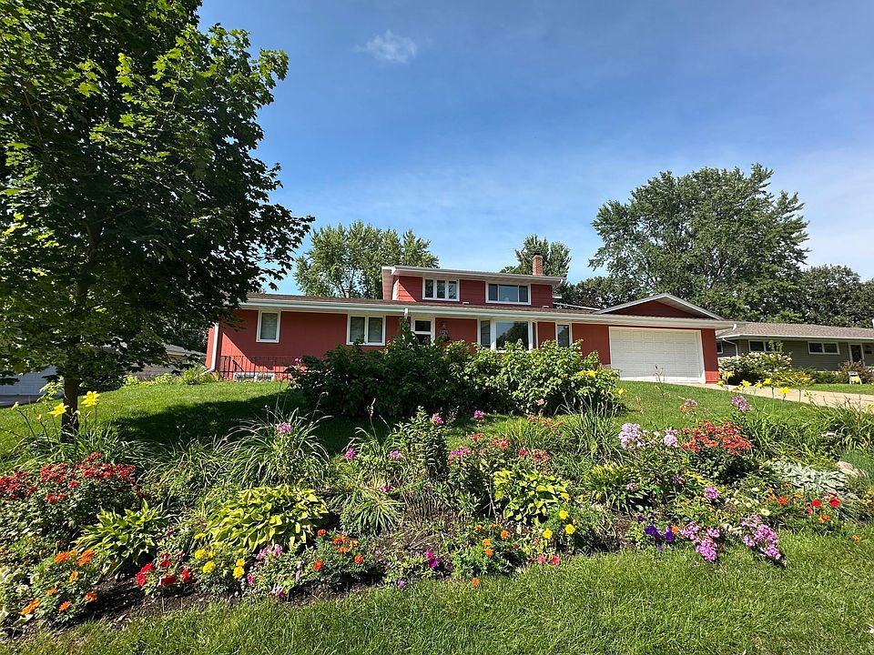 1st image of 8421 Little Rd