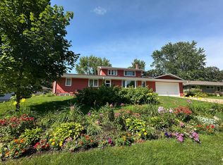 8421 Little Rd, Bloomington, MN 55437