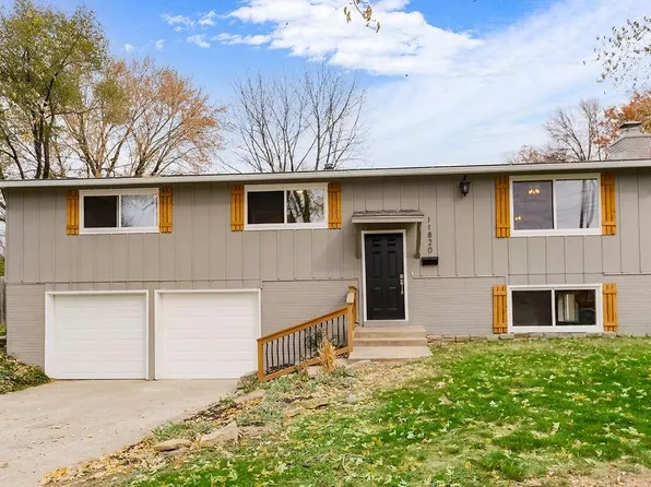11820 W 72nd St, Shawnee, KS 66203